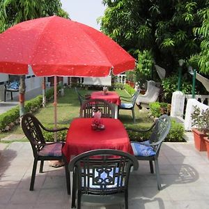 Hotel Surya